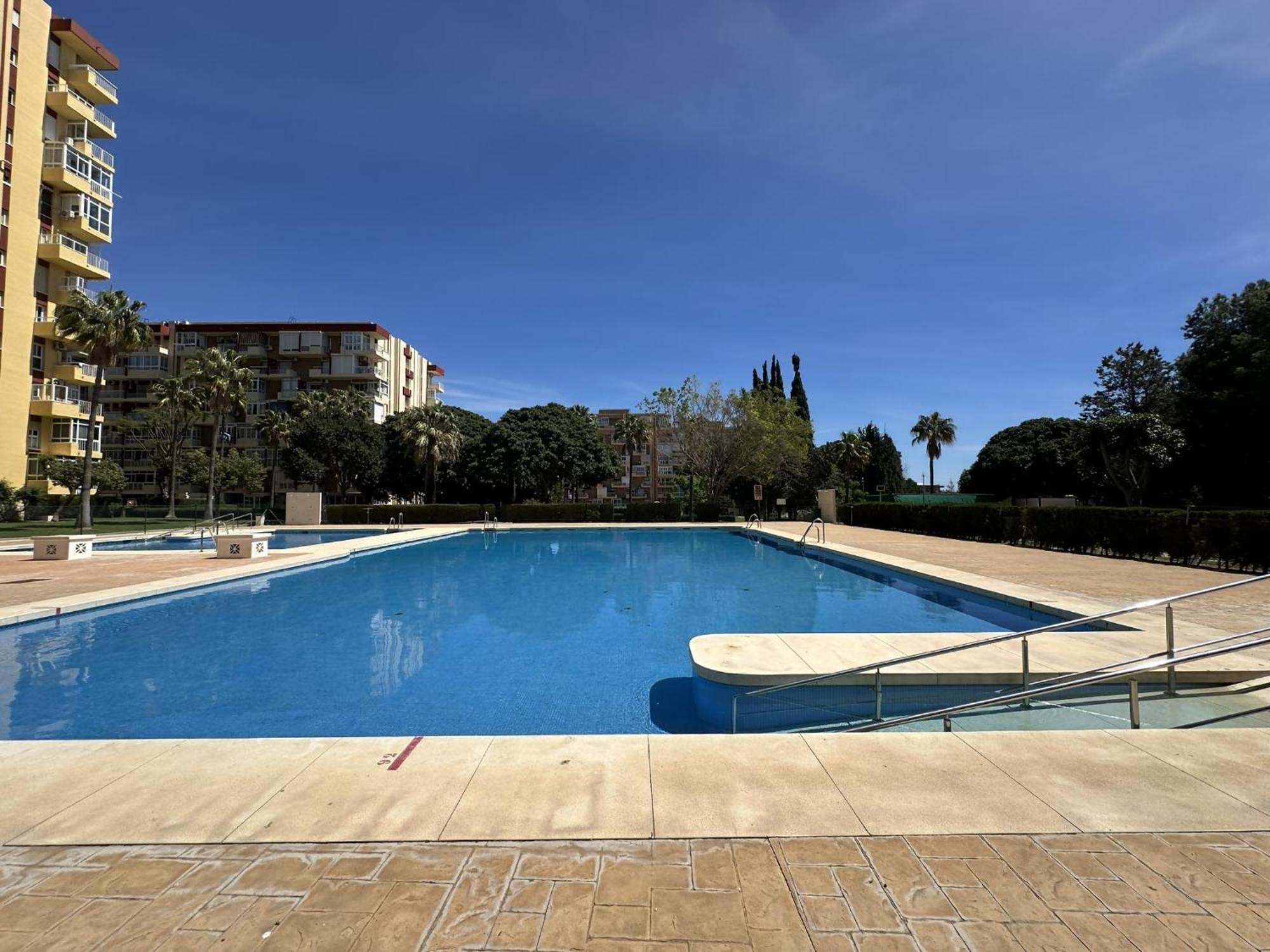 Estudio Agata Con Piscina A 800M De La Playa Бенальмадена Экстерьер фото