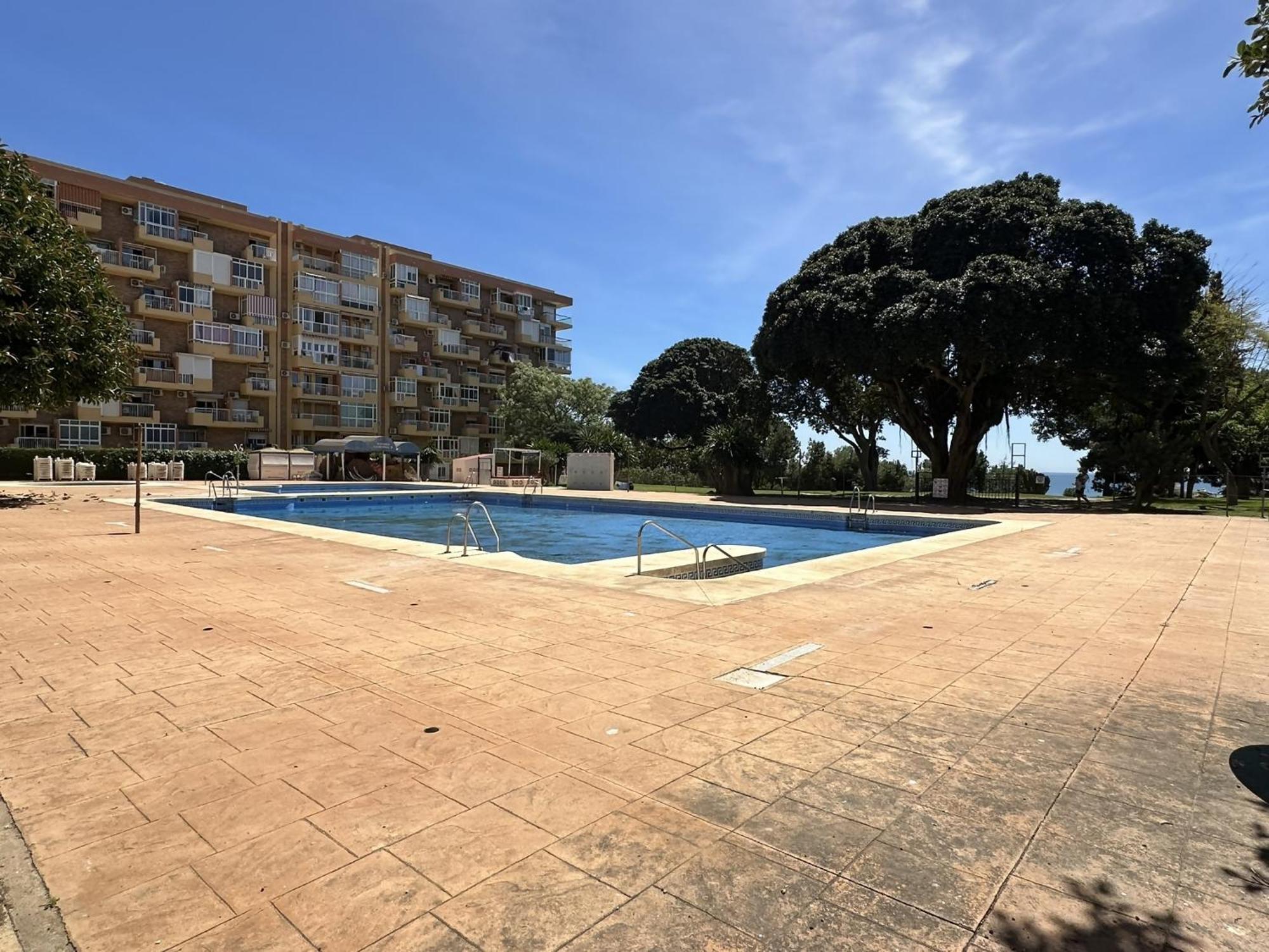 Estudio Agata Con Piscina A 800M De La Playa Бенальмадена Экстерьер фото